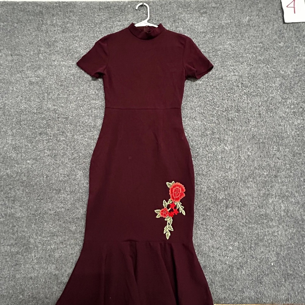 Another Story Dress Womens Size S Burgundy Floral Applique Mock Neck Mermaid Hem